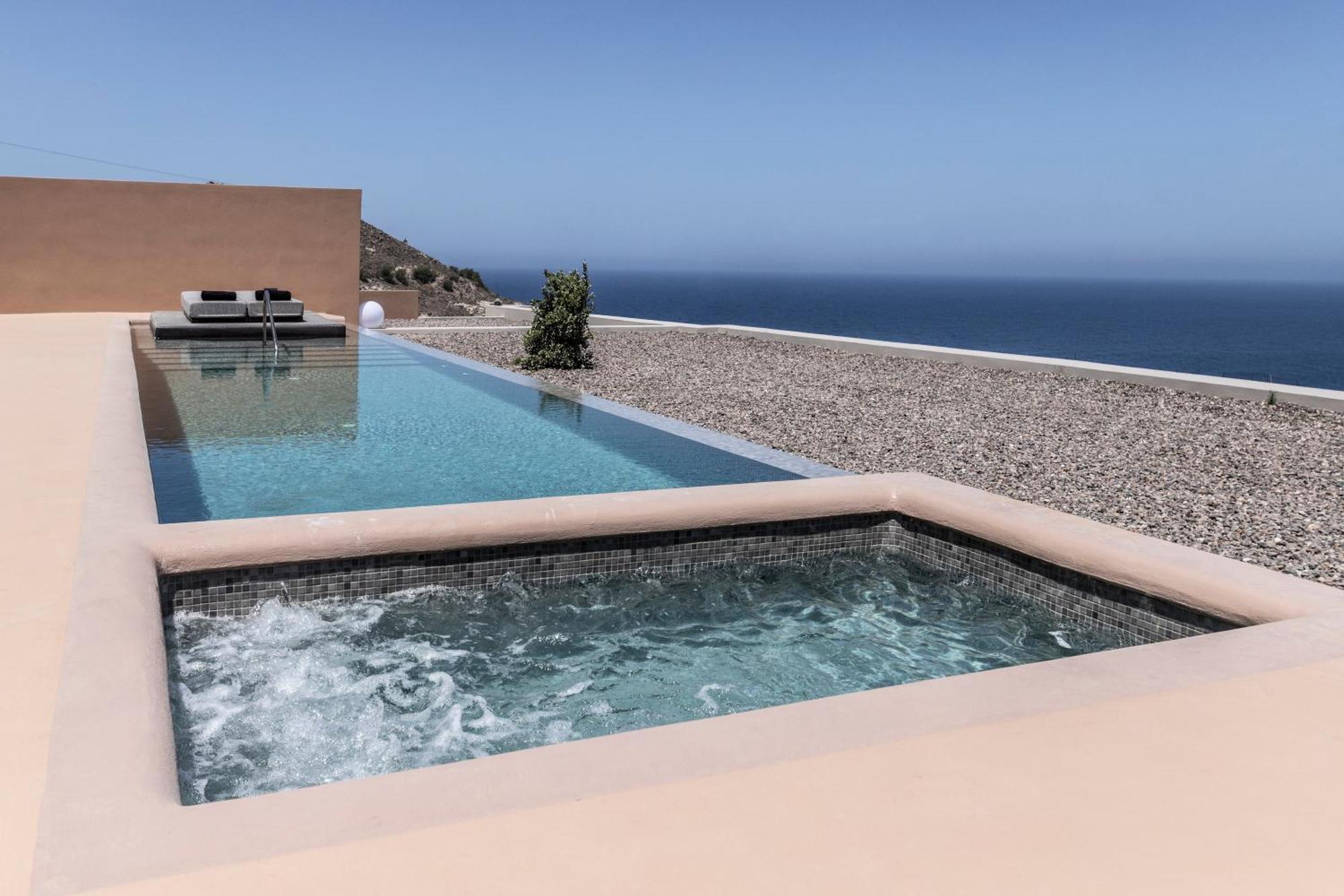 Serra Exclusive Suites Akrotiri  Exterior photo